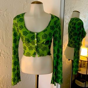 Flounce sleeved 70s vibes top